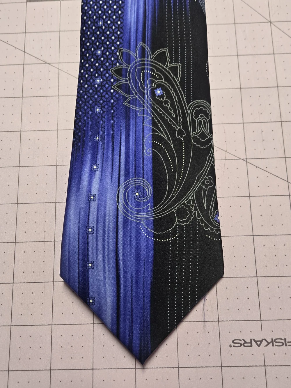 Stacy Adams 100% Silk Blue Black Paisley Men's Necktie 4